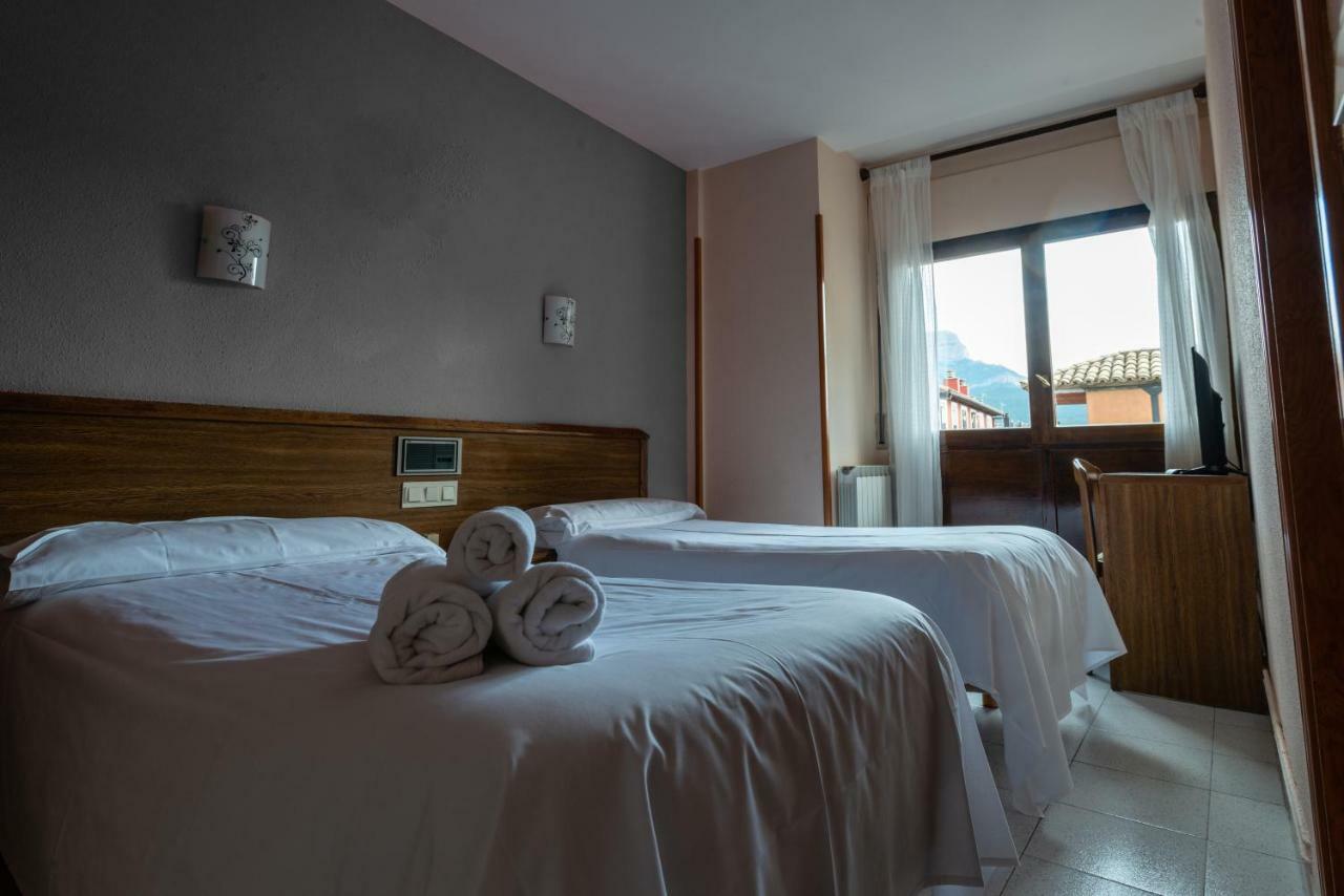 Ciudad De Jaca Hotel Kültér fotó