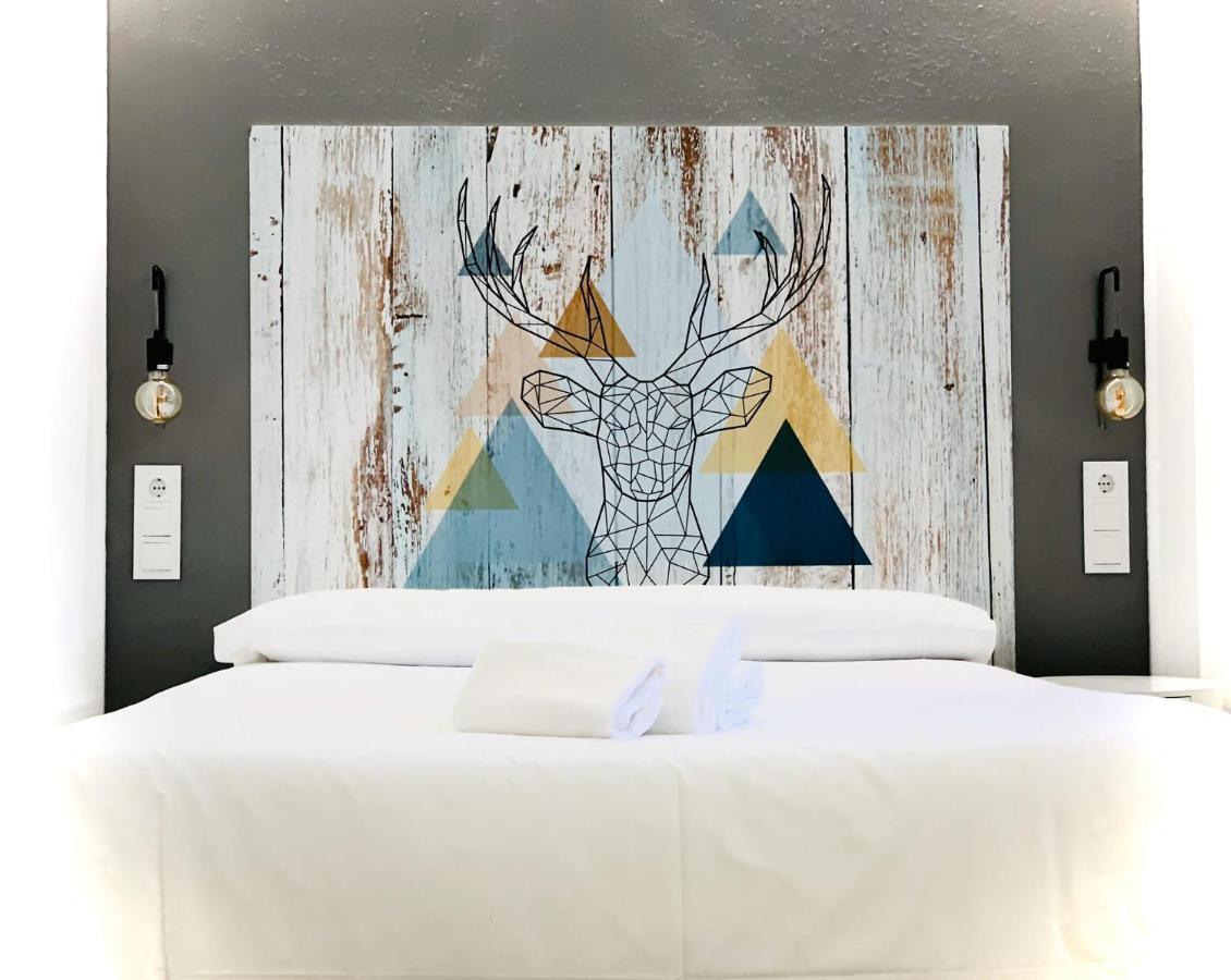 Ciudad De Jaca Hotel Kültér fotó